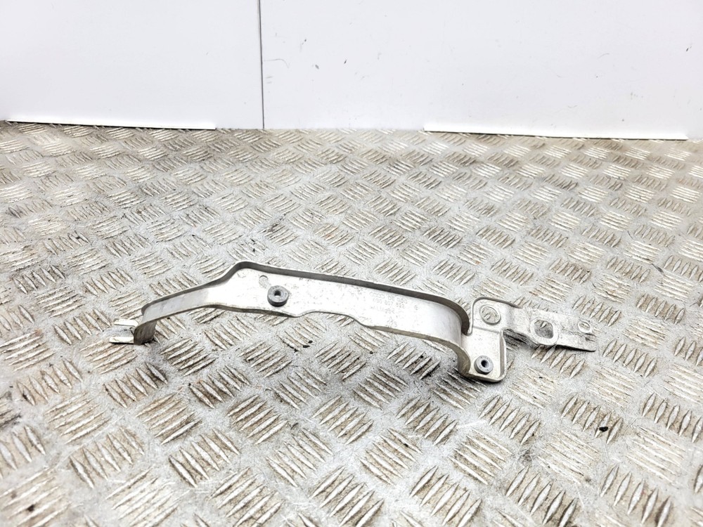 AUDI A6 C7 2012 FRONT RIGHT BUMPER BRACKET MOUNT SUPPORT 4G0807592