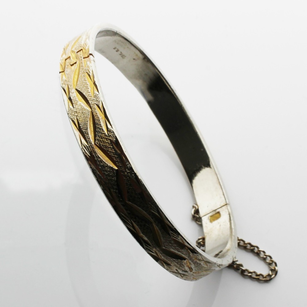 Vintage Bangle Engraved Bracelet Hinged Medium Size (JW21-)