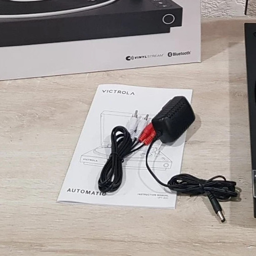Victrola Automatic Turntable Model: VPT-800-BLK (Used) #c