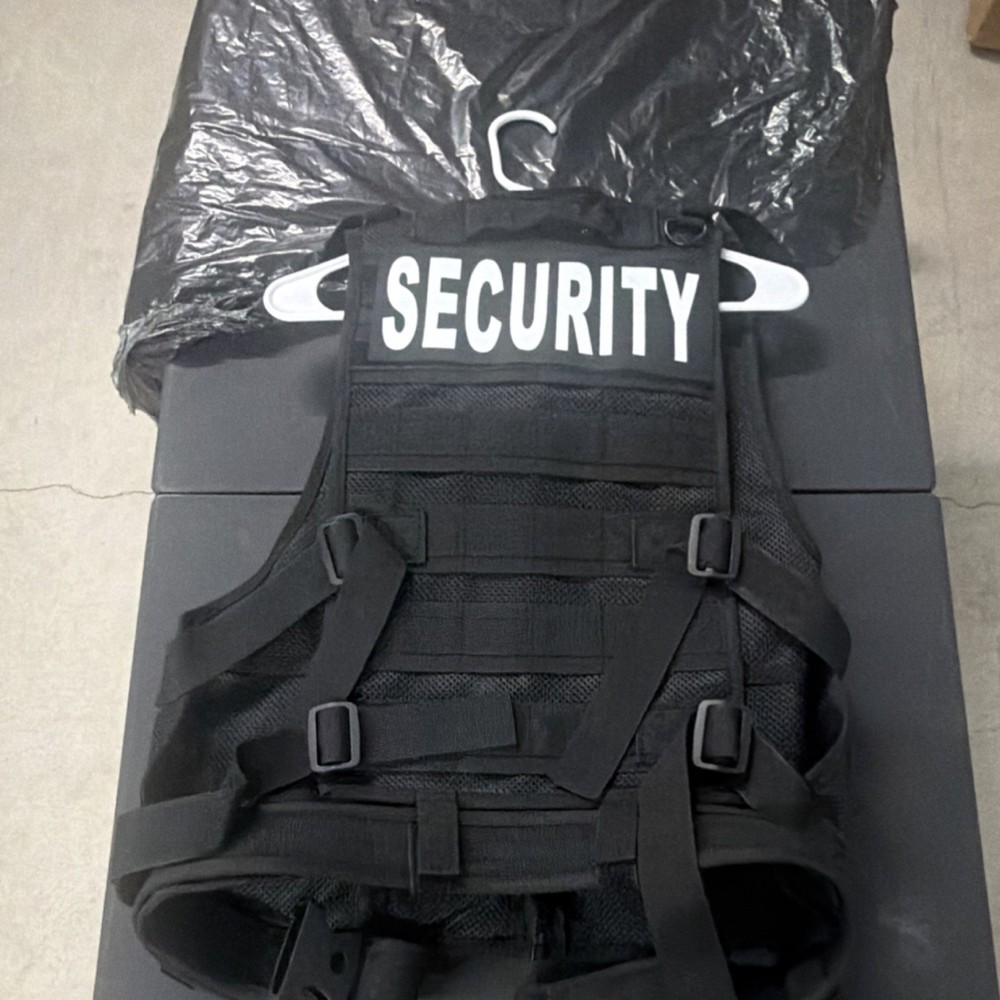 Ryno Gear Tactical Vest Black M/L Adjustable Multiple Pockets Polyester Security