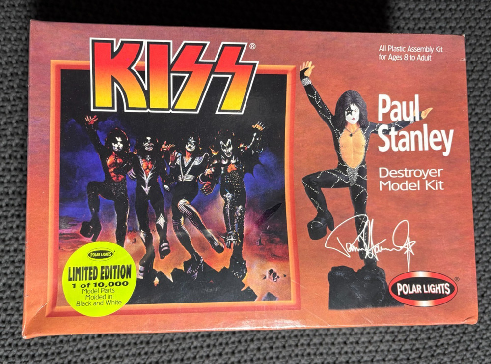 1998 Polar Lights KISS DESTROYER Paul Stanley Model Kit SEALED Limited Ed.
