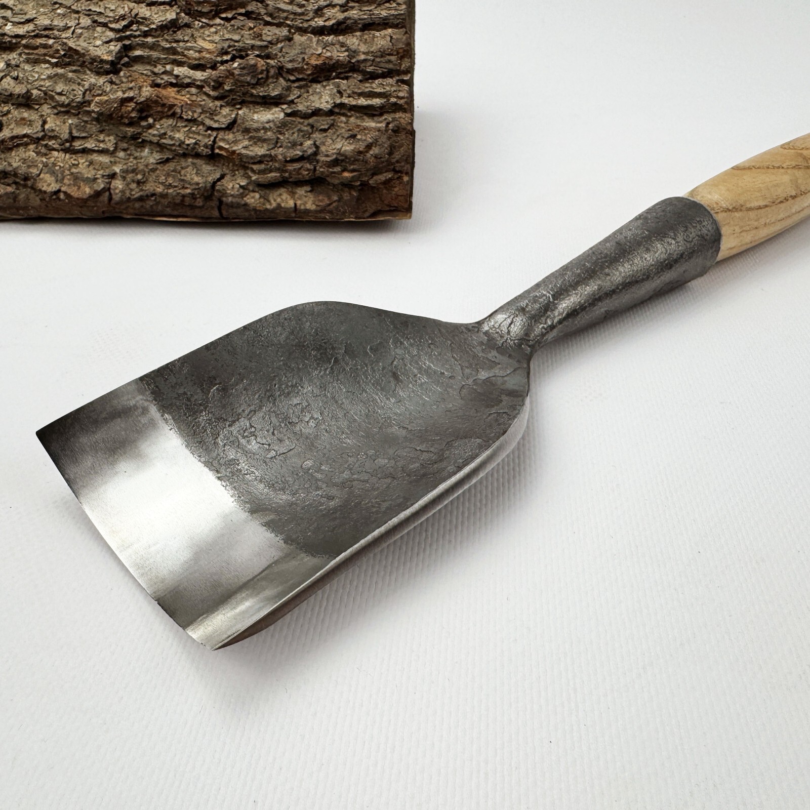 Rounded Timber Chisel – Hand-Forged Steel, Ash Handle, Sheath, Heavy Duty