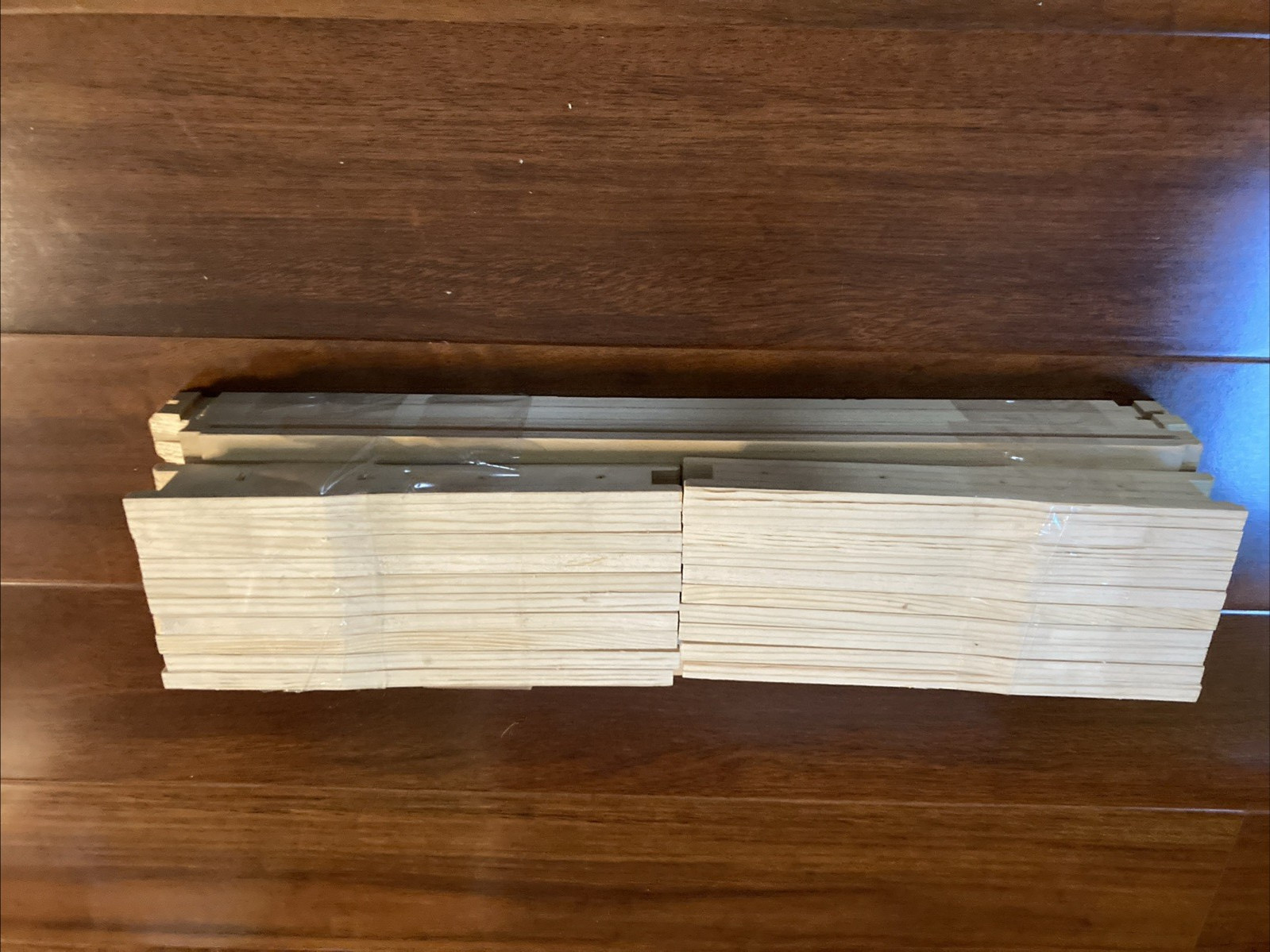 Medium langstroth UNassembled 10pcs . AMISH  . Grooved top Beehive frames.