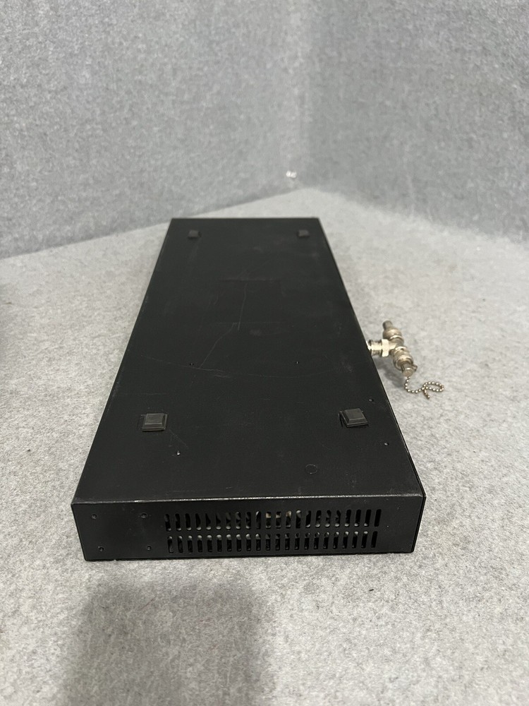 Accton EtherHub-16s EN2041 Network Hub