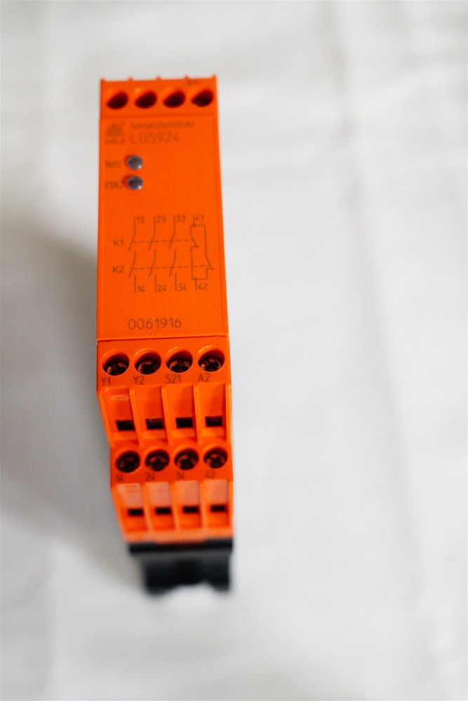 LG 5924 - Emergency stop module 0061916