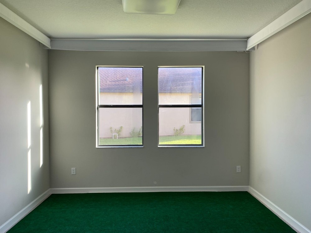 94"X120" Motorized Remote Control Golf Simulator Impact Retractable Screen W pad