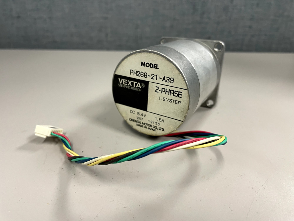 VEXTA  MODEL  PH268-21-A39 2-Phase 1.8" STEP - Used