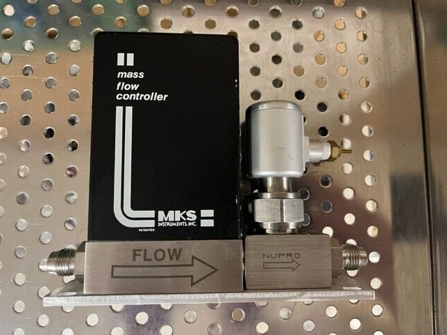 MKS MASS FLOW CONTROLLER 2159B-02000RV, VCR, 2000 SCCM N2