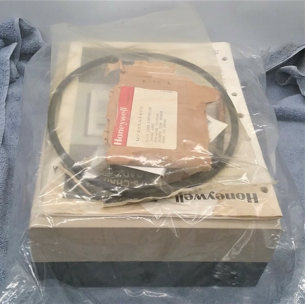 1 NOS Honeywell W7305A 1015 5-CH Load Controller Remote Temp Sensor