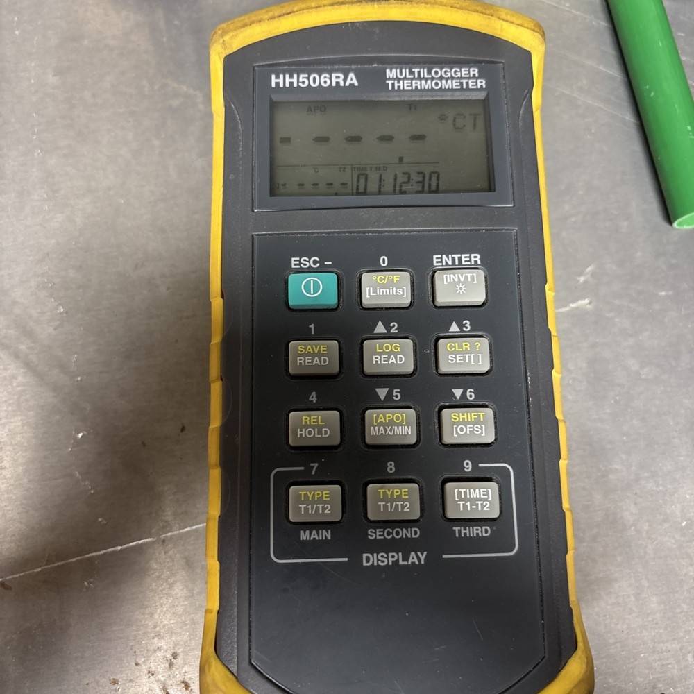 Omega HH506RA  Multilogger Thermometer Handheld