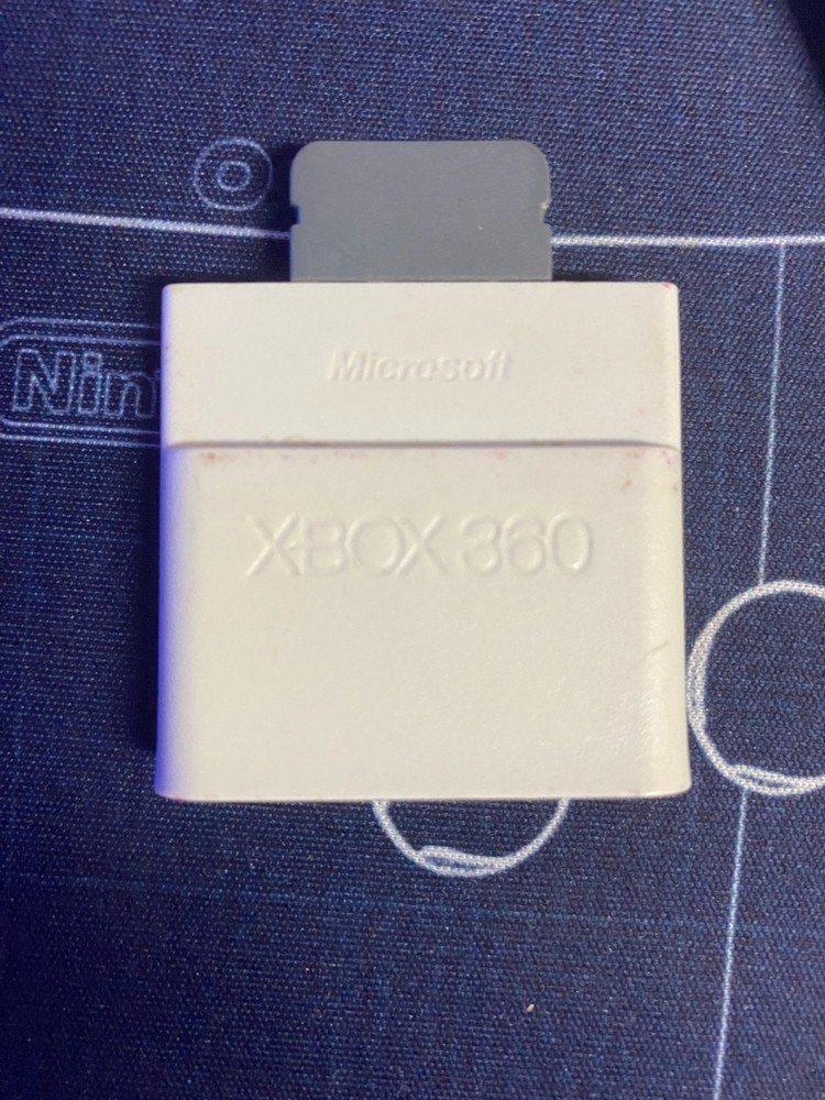 Official OEM Genuine Microsoft Xbox 360 Memory Card Unit