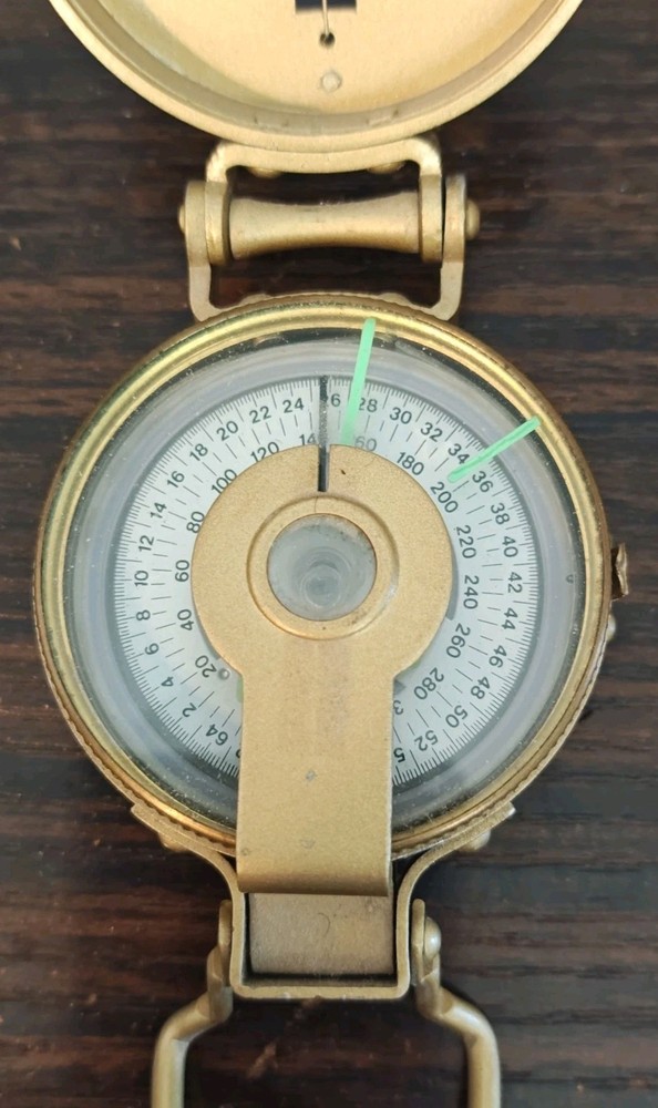 "LIQUID FILLED" LENSATIC COMPASS MADE IN JAPAN