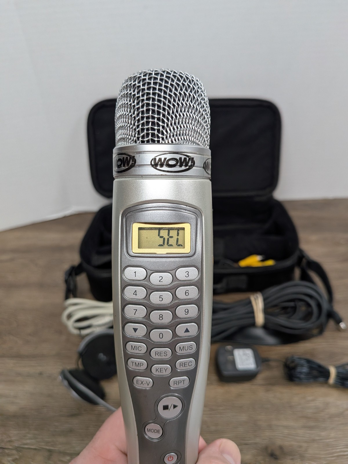 WOW! Magic Sing ED-8000 2005 Tagalog Karaoke Mic in Case with Cables - Tested