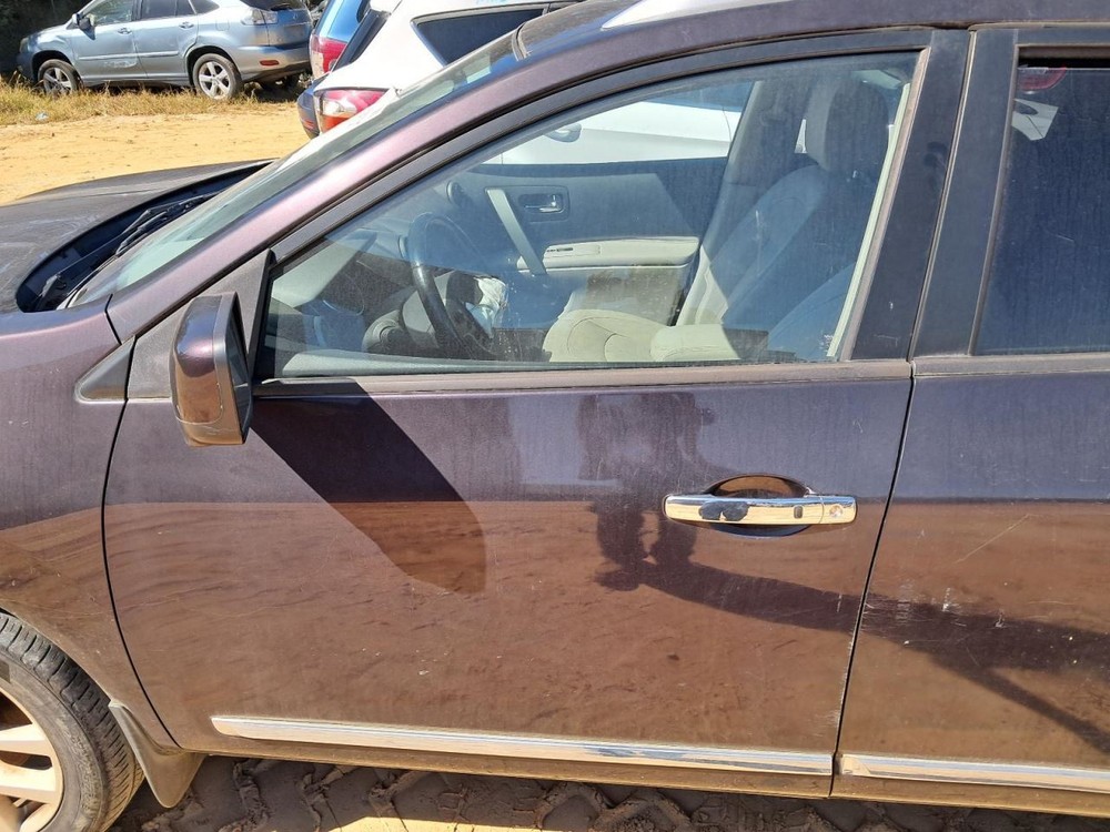 ROGUE 2013 Glove Box 4813543