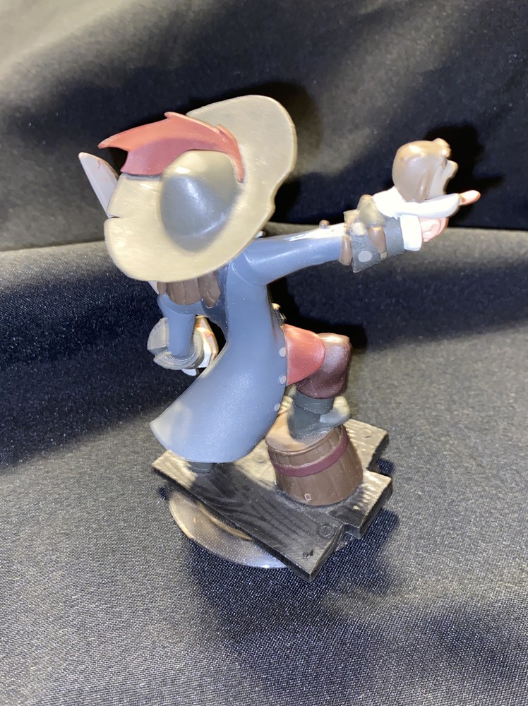 Disney infinity captain Hook and jack sparrow figures