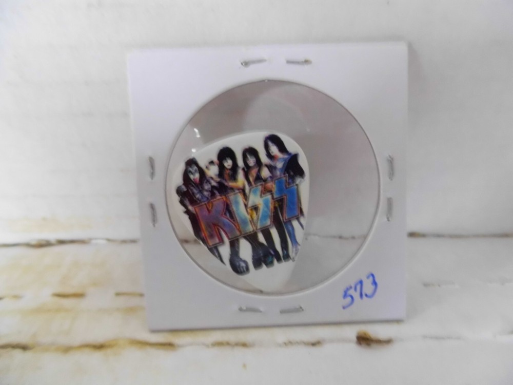 KISS "ERIC SINGER" 2019 GUITAR PICK~READ DESCRIPTION #14~1