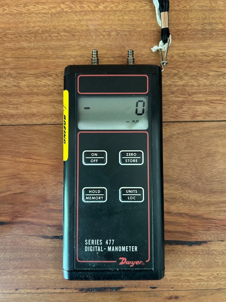Dwyer 477 - 2 - FM  Handheld Digital Manometer