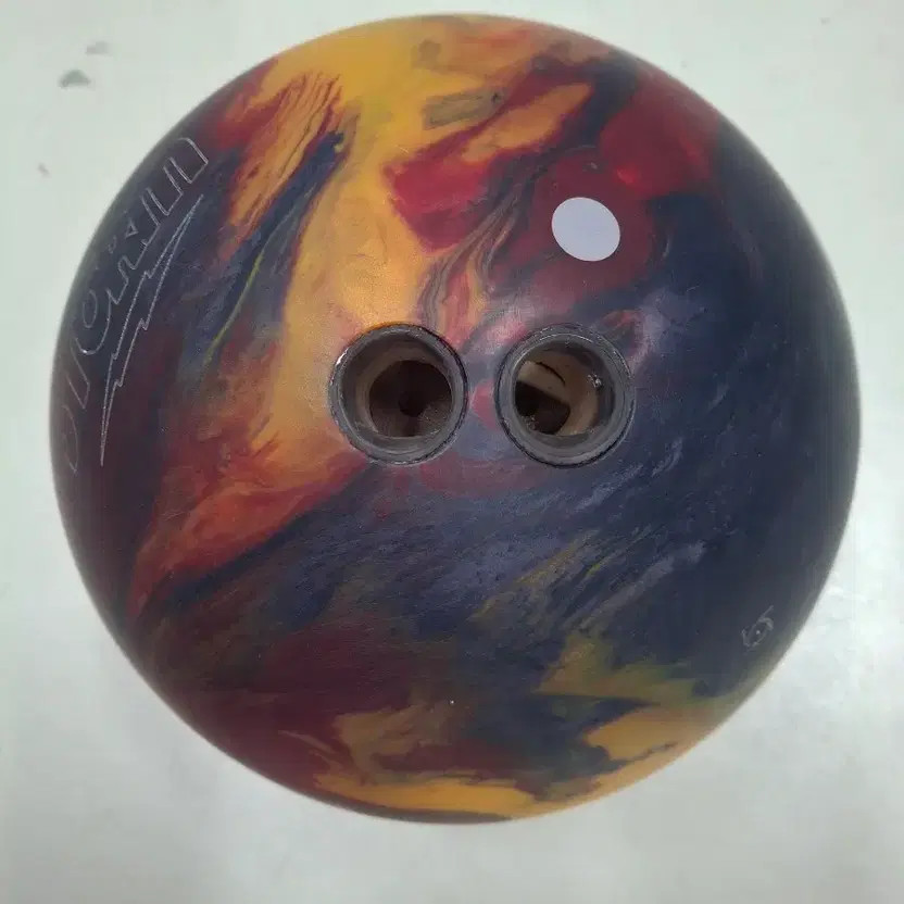 Storm Marvel Max Strike 15lb Hook Bowling Ball - Used
