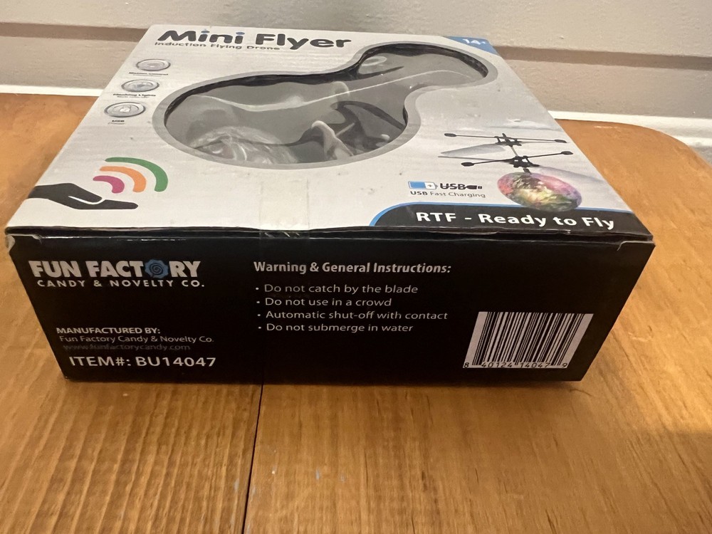 MINI FLYER INDUCTION FLYING DRONE RTF USB CHARGE MULTI COLOR MOTION CONTROL TOY