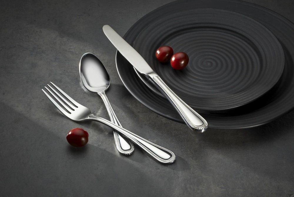 Oneida Silverware Set For 8, Countess 45-Piece Everyday Flatware Set with