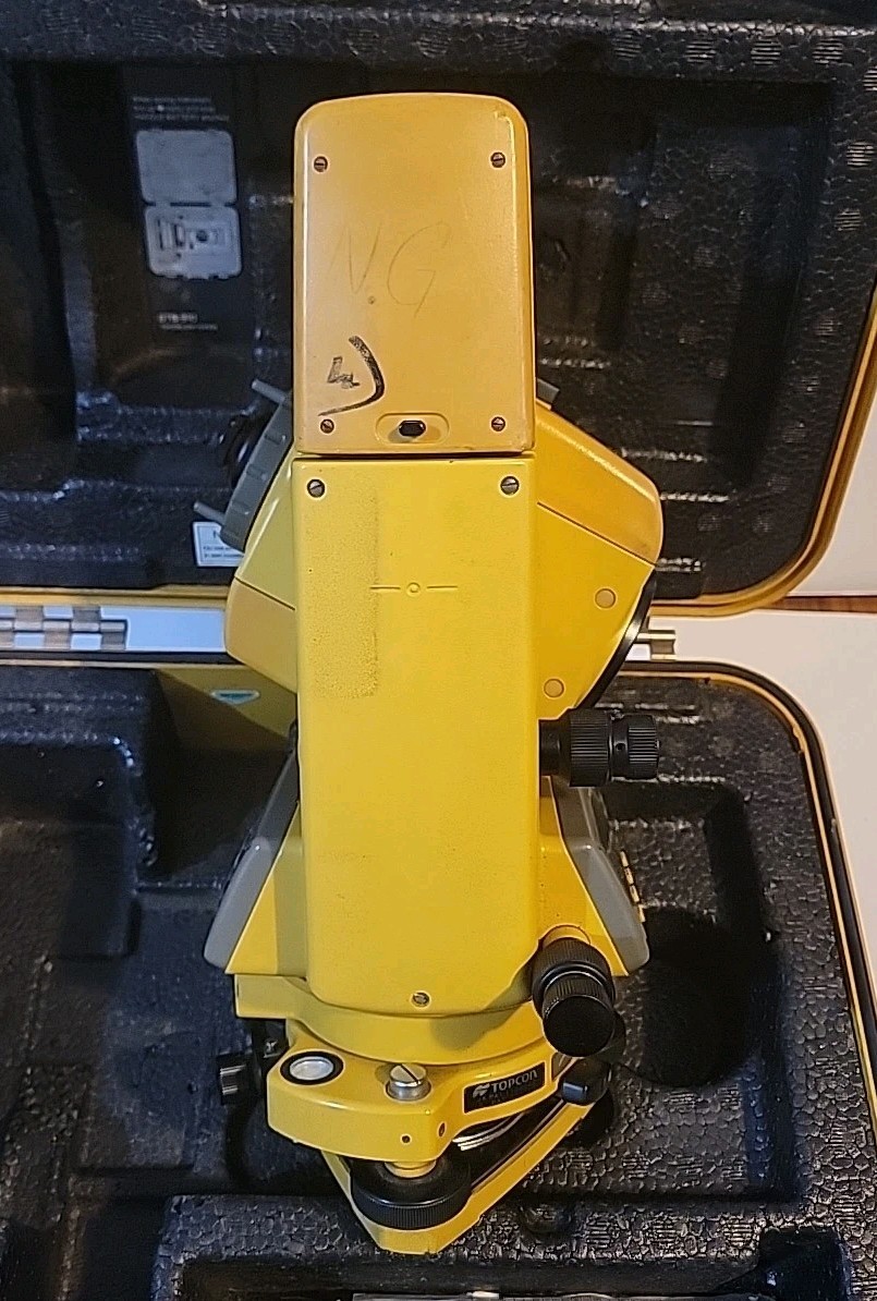 Topcon GTS-312 Total Station - FOR PARTS OR REPAIR