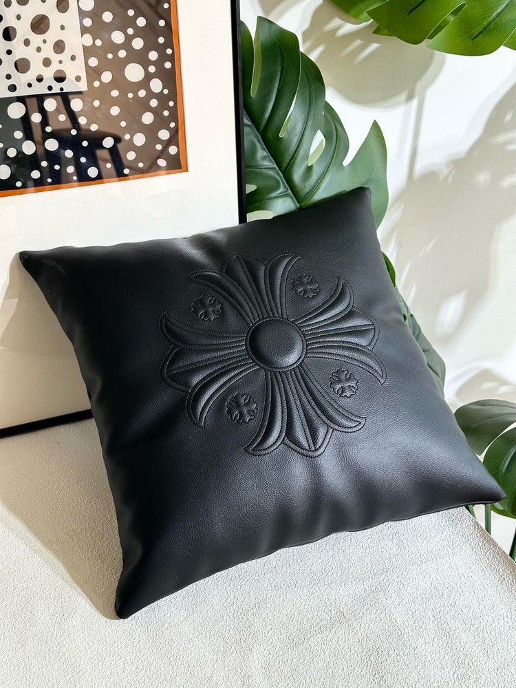 Pillow Chrome Hearts black