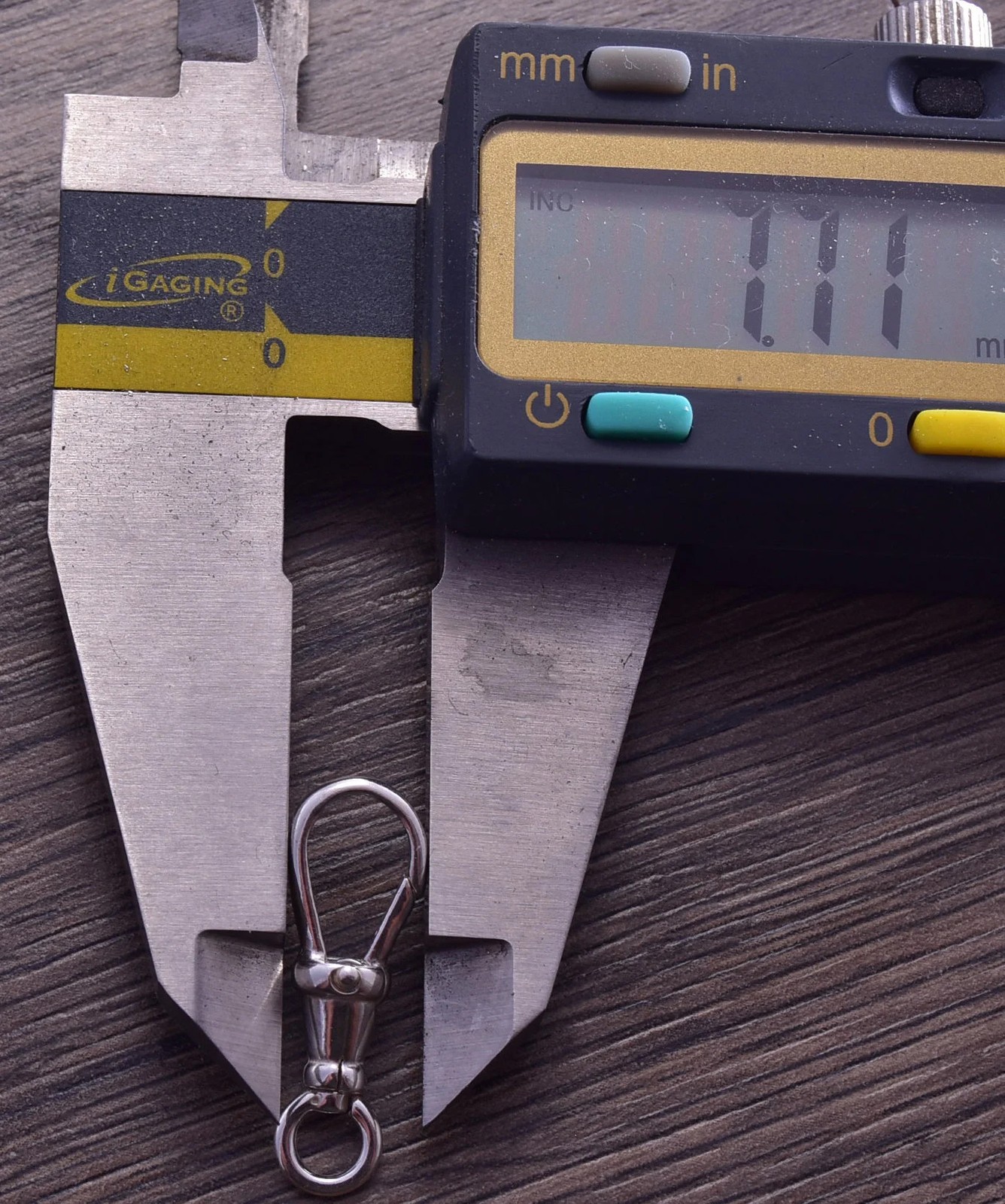 One Sterling Silver 1Pc x 22mm Sterling Silver Carabiner Lobster Clasp DB4V