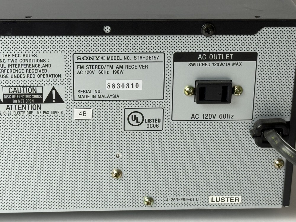 Sony STR-DE197 Receiver Amplifier Tuner Stereo Sound Powers On-Untested
