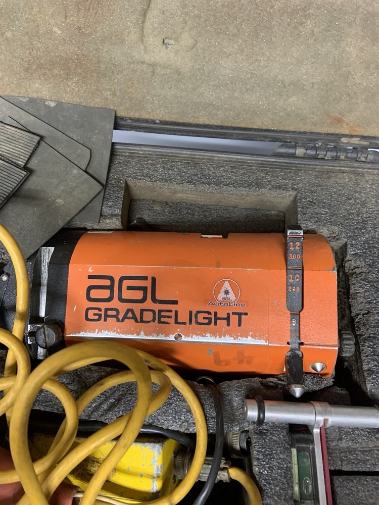 AGL Grade-Light 2700 Pipe Laser Beam Level
