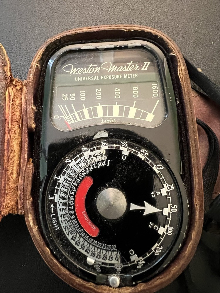 Weston Master II Universal Exposure Light Meter Model 735 Leather Case, UNTESTED