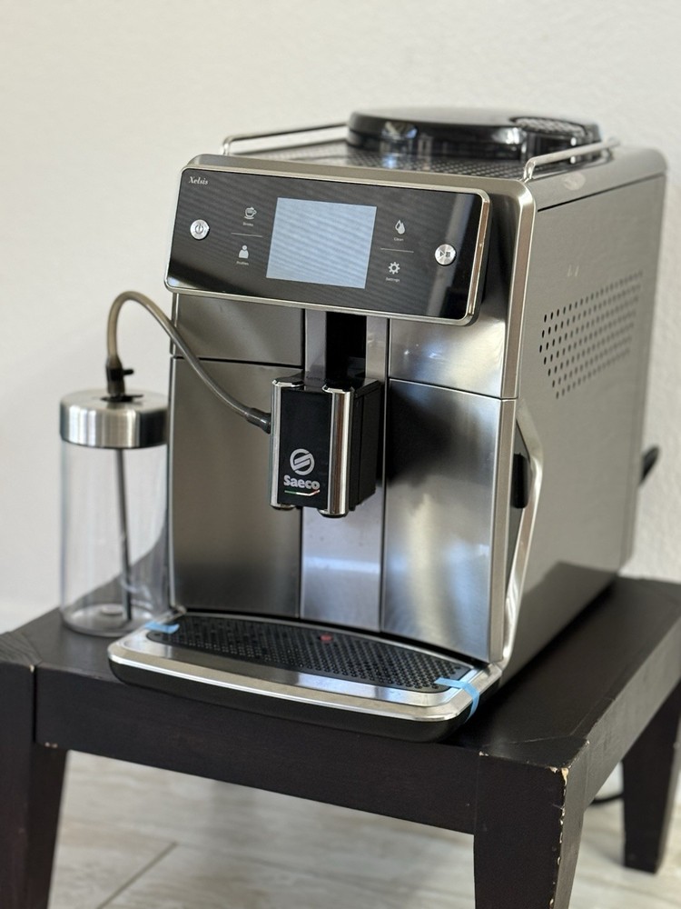 Saeco Xelsis SM7684/04 Automatic Espresso Machine