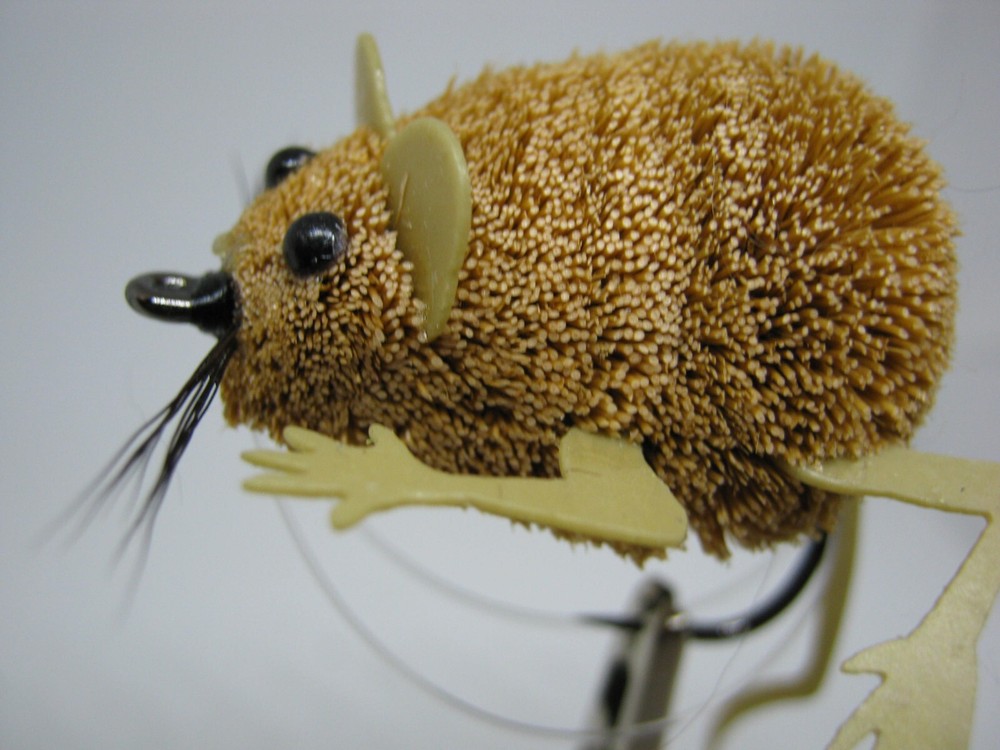 DEERHAIR 4 LEGGED MOUSE PATTERN