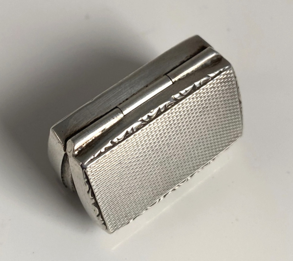 Antique c1910 Solid Silver 935 Engine Turned Pill Box Scrolling Foliage Border