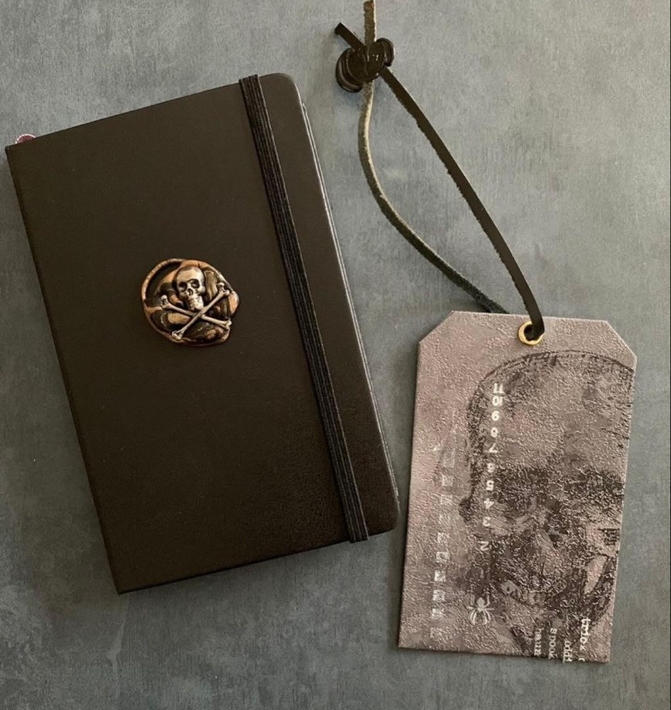 Moleskine Skull Design Note