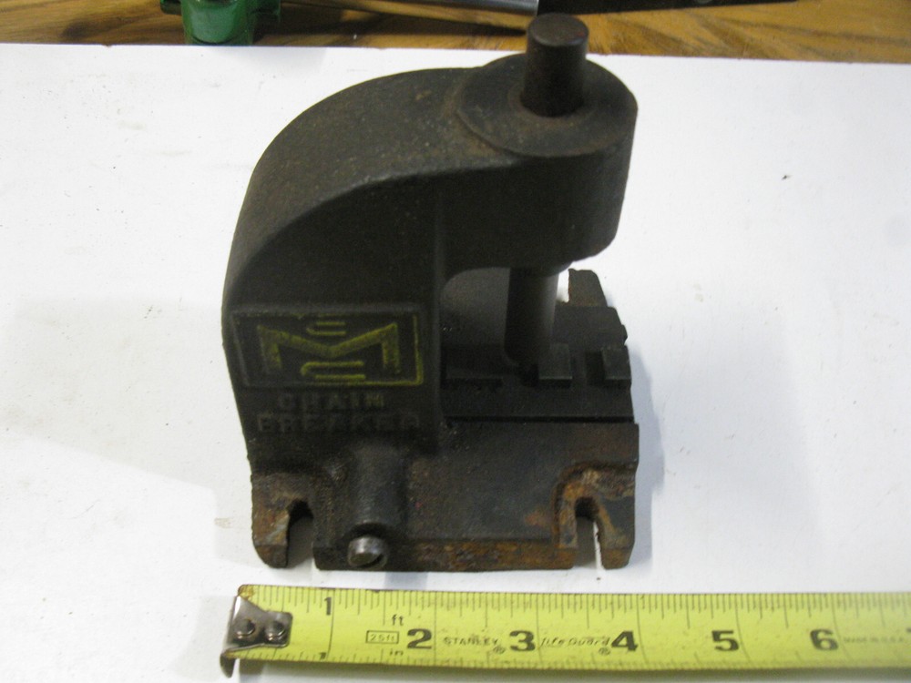 Bench Mount Saw Chain Breaker McCulloch