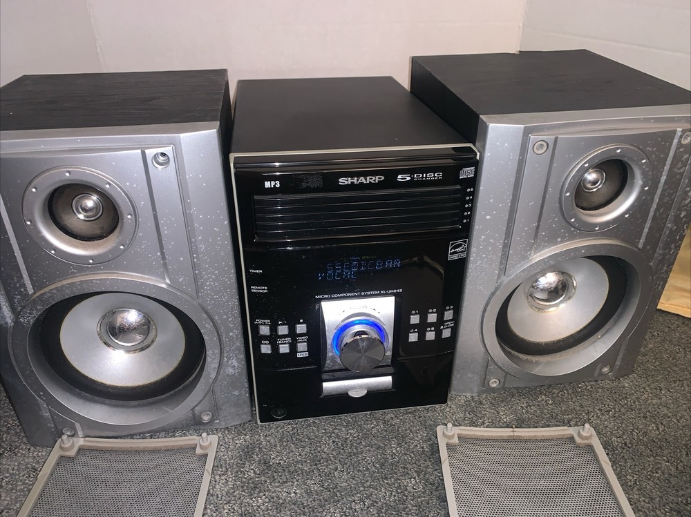 Sharp Mini Stereo System 5 CD Player / MP3 / Video / Aux / USB Model XL-UH242