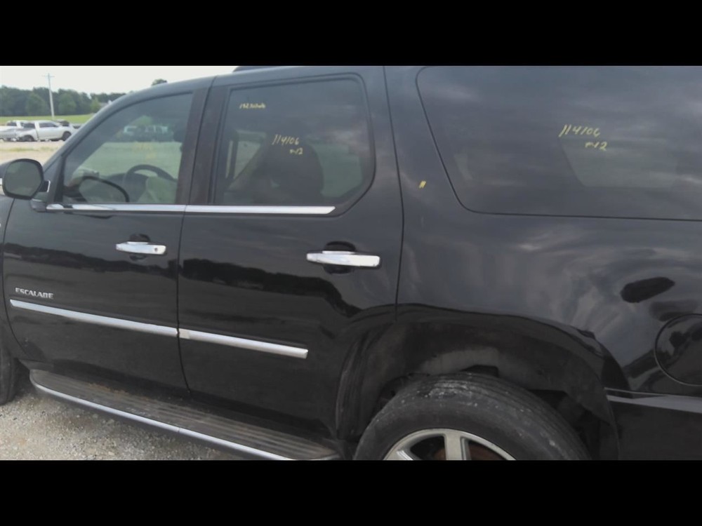 2012 CADILLAC ESCALADE Jack