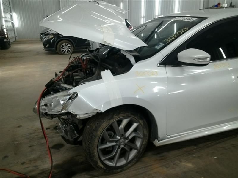 Driver Left Front Spindle/Knuckle Fits 11-25 LEAF 104636069