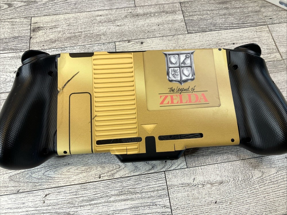 Nintendo Switch Zelda Mario Odyssey PDP Light Up Dock Shield Wireless controller