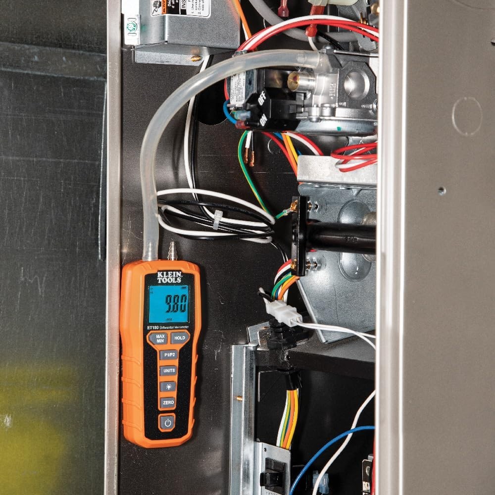 Compact Differential Digital Manometer - Large Backlit Display for Easy Readings