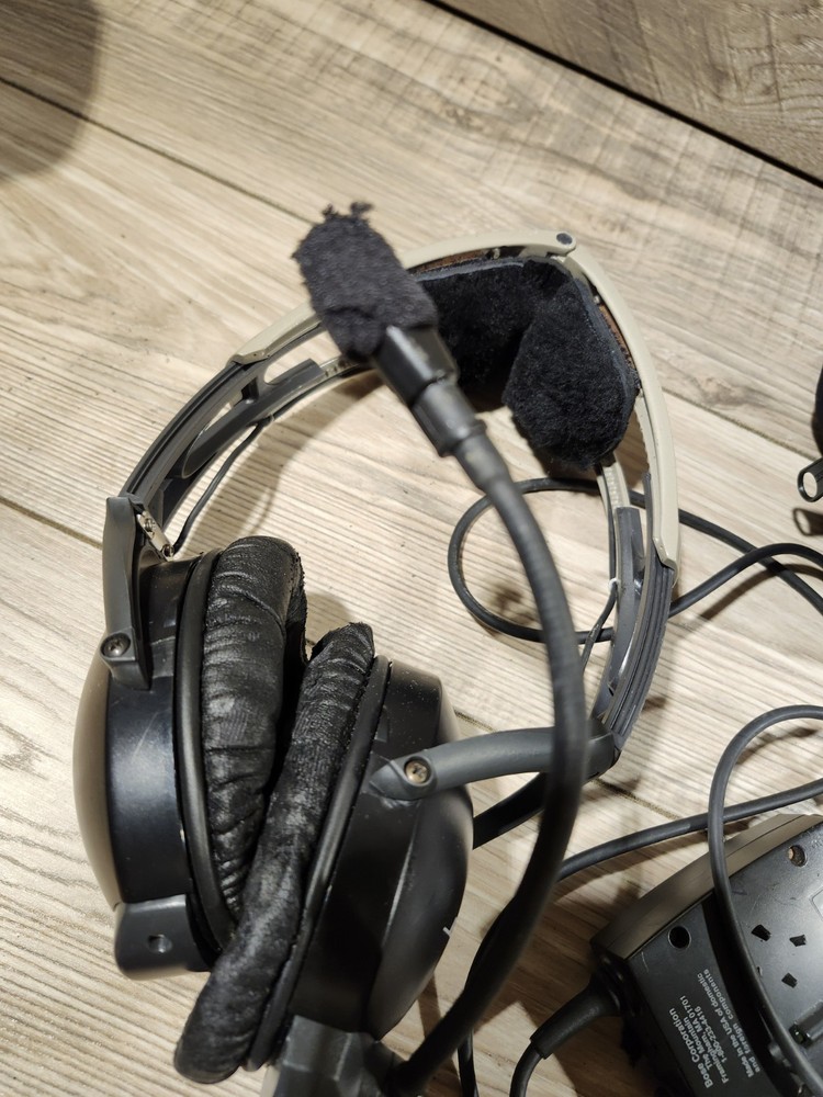 Bose X Aviation A10 Single Plug Headset AHX-04 Read