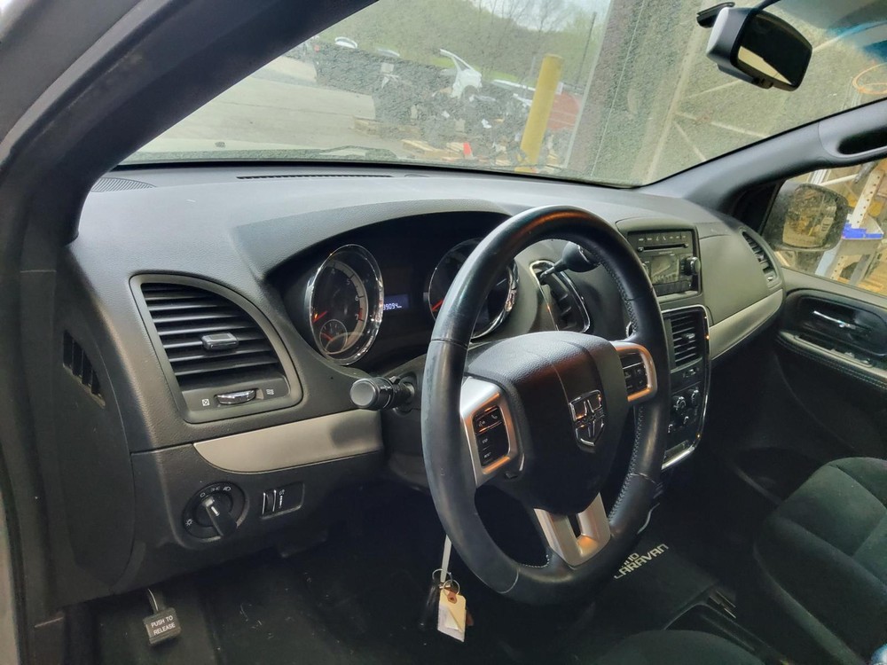 Used A/C Selector Switch fits: 2015 Dodge Caravan AC front dash mounted manual c