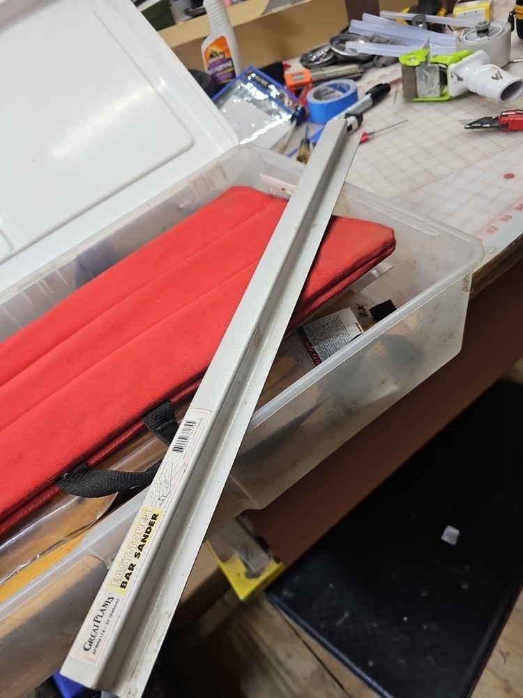 Greatplanes Easy Touch Bar Sander 22 Inch read description