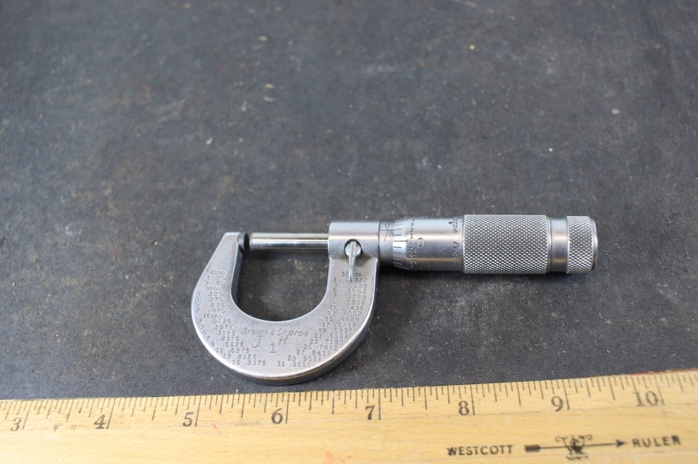 Brown & Sharpe 0-1" Outside Micrometer with .0001" Resolution