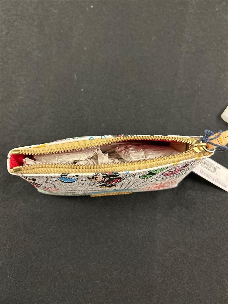 NEW NWT DISNEY PARKS Dooney & Bourke Sketch Cosmetic Case, Mickey Minnie Castle