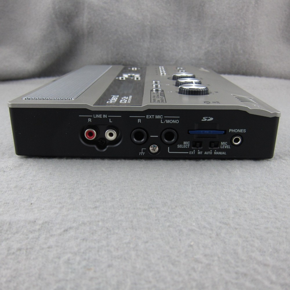 Roland CD-2e w/ 512mb SDcard, Manual, Adapter, Case, Remote Tested Working