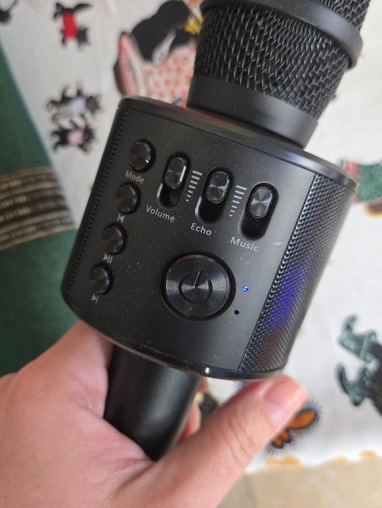 Core Innovations Wireless Bluetooth Karoake Microphone Black Handheld Mic