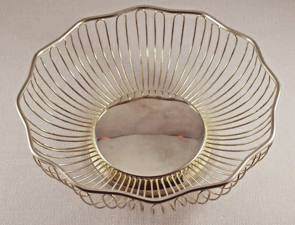 VINTAGE SILVER PLATE FRUIT BASKET BOWL 24cm Diameter