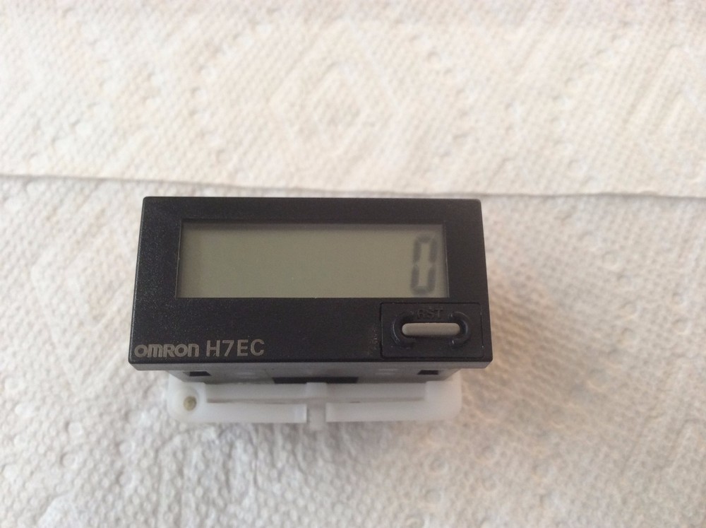 Omron H7EC COUNTER TOTALIZER SELF POWERED 3V LITHIUM BATTERY