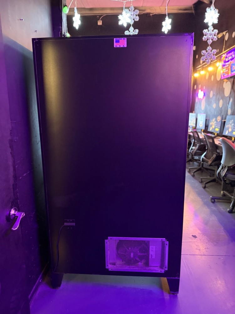 Snack/Drink Vending Machine